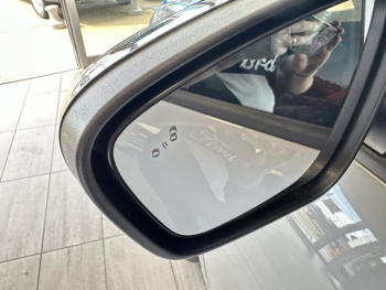 Photo 12 du bon plan FORD Kuga 2.5 Duratec 225ch PHEV Graphite Tech Edition BVA occasion à 30490 €