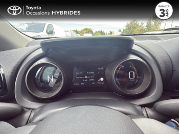 Photo 14 du bon plan TOYOTA Yaris 116h Design 5p MY22 occasion à 21950 €
