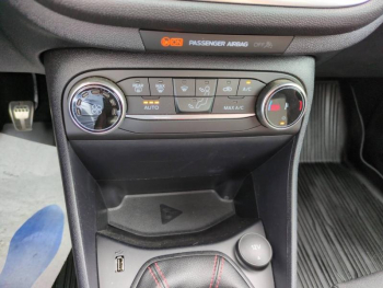 Photo 10 du bon plan FORD Fiesta 1.0 Flexifuel 95ch ST-Line X 5p occasion à 18900 €