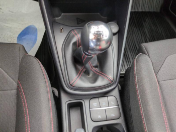 Photo 11 du bon plan FORD Fiesta 1.0 Flexifuel 95ch ST-Line X 5p occasion à 18900 €