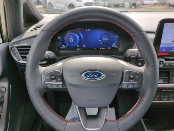 Photo 12 du bon plan FORD Fiesta 1.0 Flexifuel 95ch ST-Line X 5p occasion à 18900 €