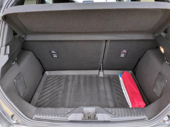 Photo 19 du bon plan FORD Fiesta 1.0 Flexifuel 95ch ST-Line X 5p occasion à 18900 €