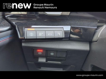 Photo 32 du bon plan RENAULT RAFALE 1.2 E-Tech hyper hybrid 300ch atelier Alpine 4x4 - 25 occasion à 55400 €