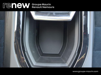 Photo 48 du bon plan RENAULT RAFALE 1.2 E-Tech hyper hybrid 300ch atelier Alpine 4x4 - 25 occasion à 55400 €
