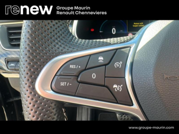 Photo 16 du bon plan RENAULT Arkana 1.6 E-Tech hybride 145ch Engineered -22 occasion à 25990 €