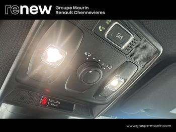 Photo 21 du bon plan RENAULT Arkana 1.6 E-Tech hybride 145ch Engineered -22 occasion à 25990 €