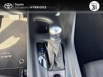 Photo 20 du bon plan TOYOTA C-HR 122h Dynamic 2WD E-CVT MY22 occasion à 19690 €