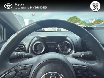 Photo 13 du bon plan TOYOTA Yaris 116h Design 5p MY22 occasion à 22990 €