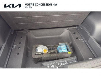 Photo 14 du bon plan KIA Niro 1.6 GDi 129ch HEV Premium DCT6 occasion à 35970 €