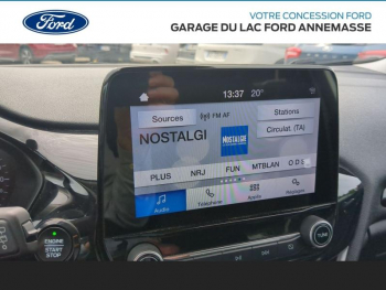 Photo 7 du bon plan FORD Fiesta 1.0 EcoBoost 100ch Stop&Start Titanium 5p Euro6.2 occasion à 10490 €