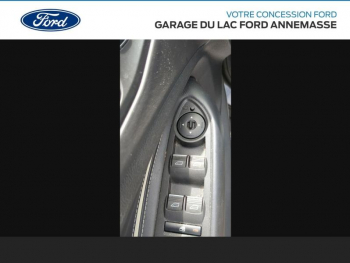 Photo 14 du bon plan FORD Kuga 1.5 Flexifuel-E85 150ch Stop&Start Vignale 4x2 BVA Euro6.2 occasion à 18990 €