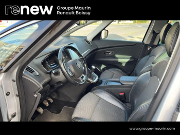 Photo 10 du bon plan RENAULT Grand Scenic 1.7 Blue dCi 120ch Intens occasion à 17000 €