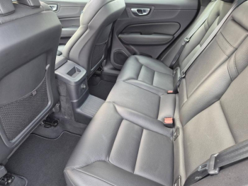 Photo 6 du bon plan VOLVO XC60 T8 Twin Engine 303 + 87ch Business Executive Geartronic occasion à 34990 €