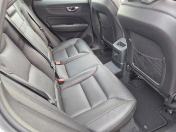 Photo 18 du bon plan VOLVO XC60 T8 Twin Engine 303 + 87ch Business Executive Geartronic occasion à 34990 €