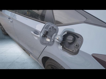 Photo 8 du bon plan HONDA Civic 2.0 i-MMD 184ch e:HEV Sport occasion à 35400 €