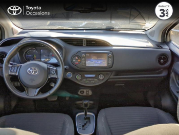 Photo 8 du bon plan TOYOTA Yaris 100h Dynamic 5p occasion à 12490 €