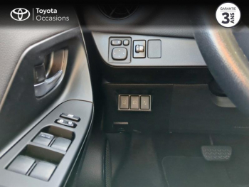 Photo 22 du bon plan TOYOTA Yaris 100h Dynamic 5p occasion à 12490 €