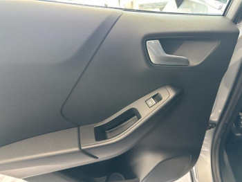 Photo 10 du bon plan FORD Puma 1.0 EcoBoost Hybrid 125ch Titanium Business S&S occasion à 20190 €