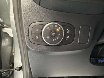 Photo 15 du bon plan FORD Puma 1.0 EcoBoost Hybrid 125ch Titanium Business S&S occasion à 20190 €