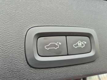 Photo 28 du bon plan VOLVO XC40 B3 163ch Ultra DCT 7 occasion à 35990 €