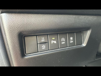 Photo 16 du bon plan SUZUKI Swift 1.2 Dualjet Hybrid 83ch Pack Auto occasion à 15980 €