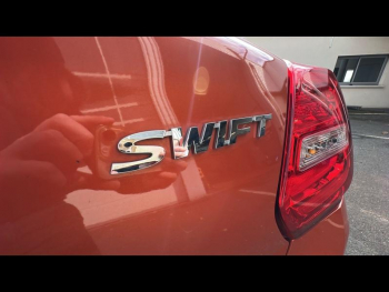 Photo 26 du bon plan SUZUKI Swift 1.2 Dualjet Hybrid 83ch Pack Auto occasion à 15980 €