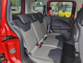Photo 5 du bon plan FORD Tourneo Courier 1.0E 100ch Titanium occasion à 13990 €