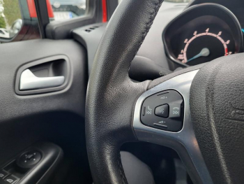 Photo 19 du bon plan FORD Tourneo Courier 1.0E 100ch Titanium occasion à 13990 €