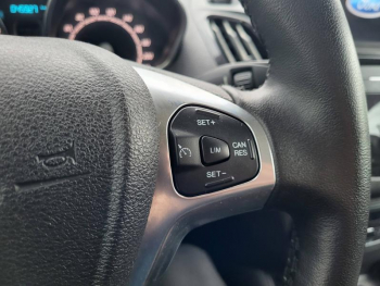 Photo 20 du bon plan FORD Tourneo Courier 1.0E 100ch Titanium occasion à 13990 €