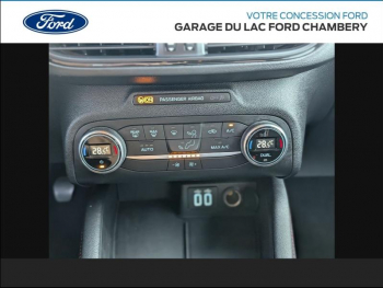 Photo 16 du bon plan FORD Focus 1.0 Flexifuel mHEV 125ch ST-Line X occasion à 19990 €