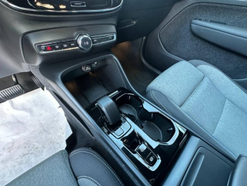 Photo 13 du bon plan VOLVO XC40 B3 163ch Plus DCT 7 occasion à 27385 €
