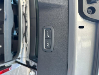 Photo 17 du bon plan VOLVO XC40 B3 163ch Plus DCT 7 occasion à 27385 €