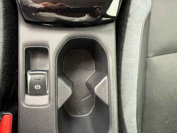 Photo 24 du bon plan NISSAN Leaf 150ch 40kWh Tekna 21.5 occasion à 15900 €