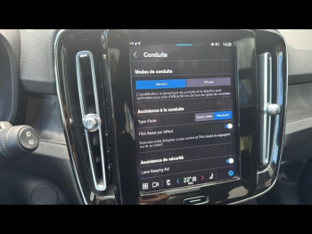 Photo 32 du bon plan VOLVO XC40 Recharge 231ch Ultimate EDT occasion à 34900 €