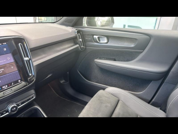 Photo 33 du bon plan VOLVO XC40 Recharge 231ch Ultimate EDT occasion à 34900 €