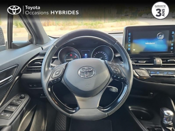 Photo 9 du bon plan TOYOTA C-HR 122h Dynamic 2WD E-CVT occasion à 17490 €