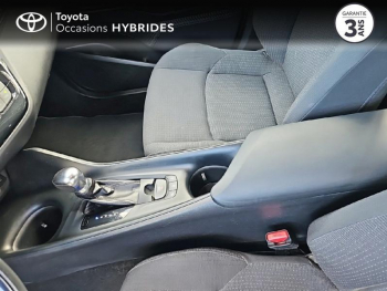 Photo 23 du bon plan TOYOTA C-HR 122h Dynamic 2WD E-CVT occasion à 17490 €