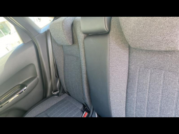 Photo 16 du bon plan HONDA Jazz 1.5 i-MMD 109ch e:HEV Exclusive occasion à 22500 €
