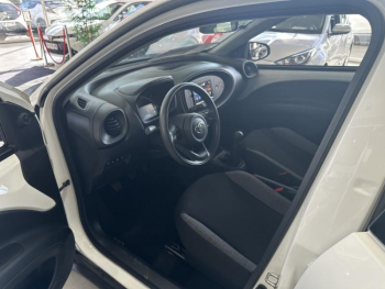 Photo 6 du bon plan TOYOTA Aygo X 1.0 VVT-i 72ch Active CarPlay iPhone Android occasion à 13980 €