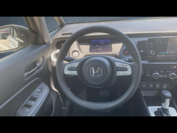 Photo 16 du bon plan HONDA Jazz 1.5 i-MMD 109ch e:HEV Executive occasion à 18890 €