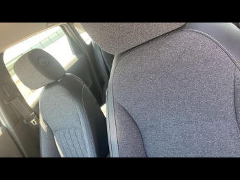Photo 19 du bon plan HONDA Jazz 1.5 i-MMD 109ch e:HEV Executive occasion à 18890 €