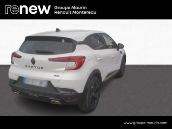 Photo 38 du bon plan RENAULT Captur 1.6 E-Tech hybride 145ch Engineered occasion à 23990 €