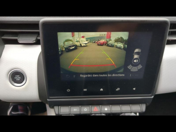 Photo 13 du bon plan RENAULT Clio 1.6 E-Tech 145ch full hybrid Evolution occasion à 17900 €