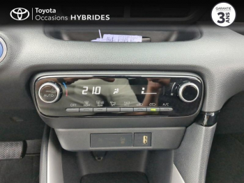 Photo 22 du bon plan TOYOTA Yaris 116h Design 5p MY22 occasion à 19690 €