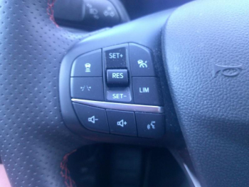 Photo 15 du bon plan FORD Kuga 2.5 Duratec 190ch FHEV E85 ST-Line X BVA occasion à 33900 €