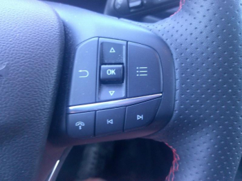 Photo 16 du bon plan FORD Kuga 2.5 Duratec 190ch FHEV E85 ST-Line X BVA occasion à 33900 €