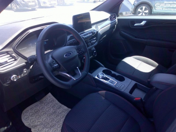 Photo 17 du bon plan FORD Kuga 2.5 Duratec 225ch PHEV ST-Line BVA occasion à 34990 €