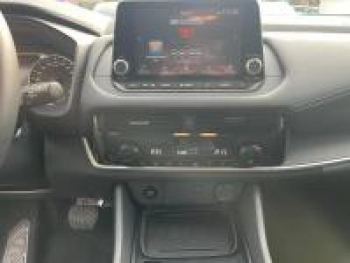 Photo 12 du bon plan NISSAN Qashqai e-POWER 190ch Business Edition 2022 occasion à 24490 €