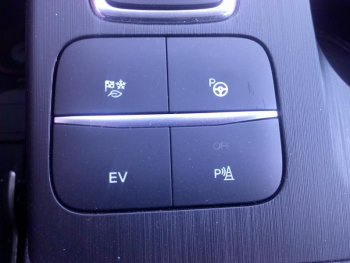Photo 16 du bon plan FORD Kuga 2.5 Duratec 225ch PHEV ST-Line BVA occasion à 35990 €