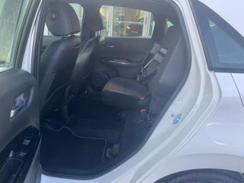 Photo 10 du bon plan HONDA Jazz 1.5 i-MMD 109ch e:HEV Executive occasion à 18900 €